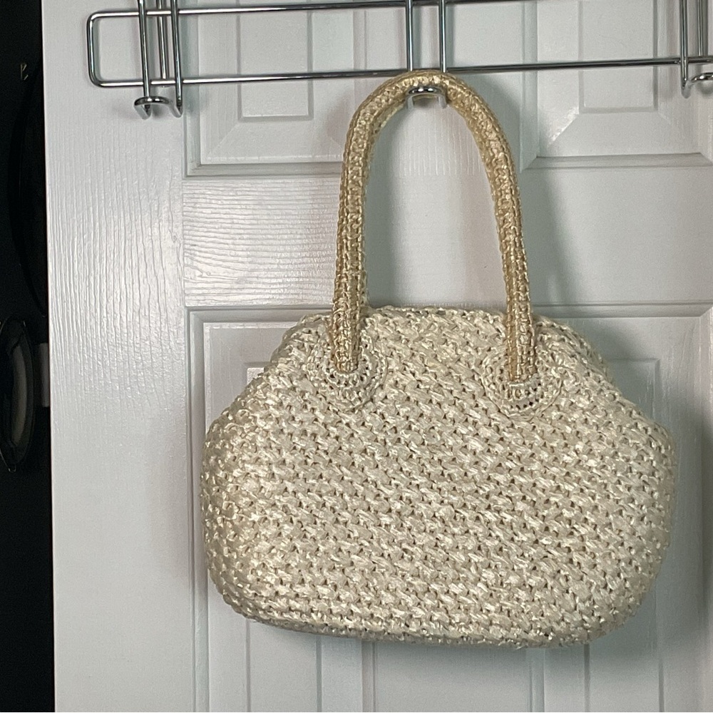 Chic Cream Woven Shoulder Bag